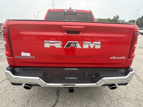 Used 2025 RAM 1500 Laramie AWD/4WD image 4
