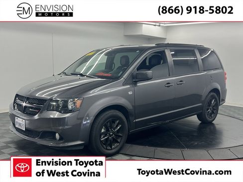 Used 2019 Dodge Grand Caravan SE image 1