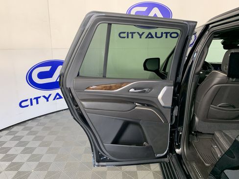 Used 2021 Cadillac Escalade Sport Platinum w/ LPO, ONYX Package AWD/4WD image 31