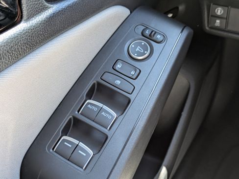 Certified 2023 Honda Civic EX image 31