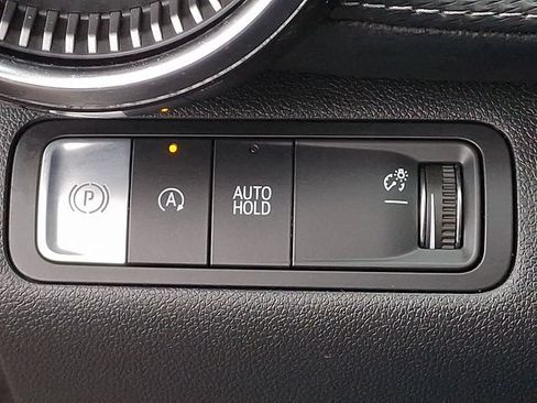 Used 2026 Chevrolet Equinox LT FWD image 23