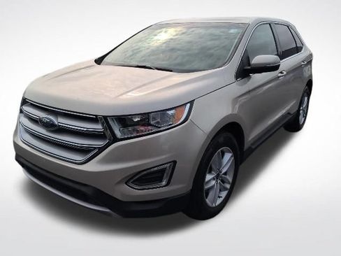 Used 2018 Ford Edge SEL w/ Equipment Group 201A FWD image 3