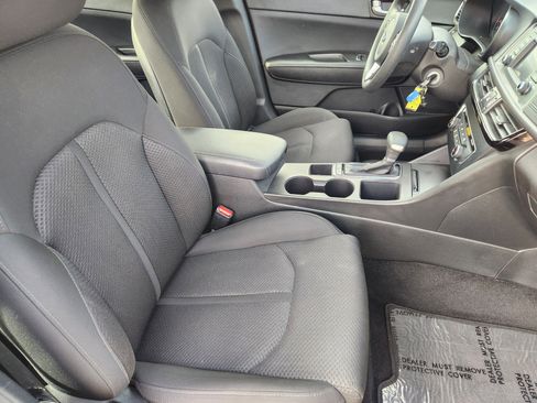 Used 2017 Kia Optima LX w/ Option Group 014 image 14
