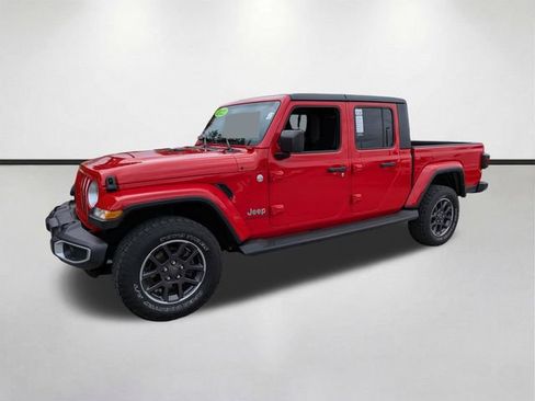 Used 2022 Jeep Gladiator Overland w/ Cold Weather Group AWD/4WD image 9