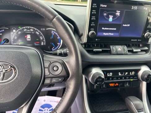 Used 2022 Toyota RAV4 XSE w/ XSE Grade Weather Package AWD/4WD image 19