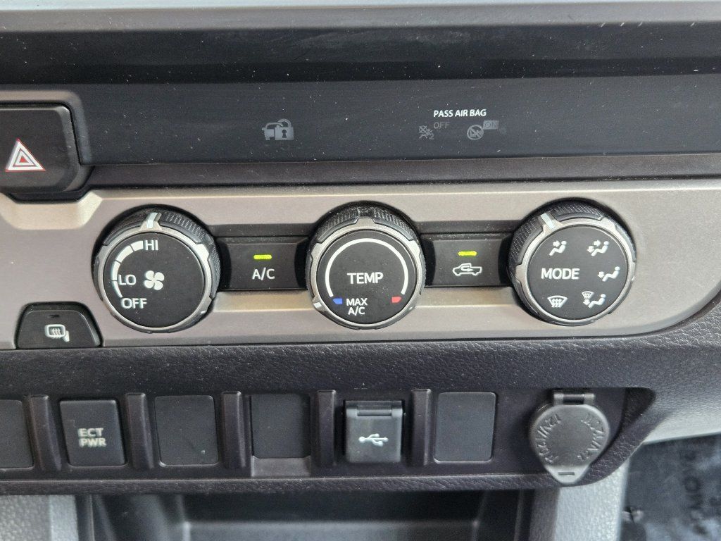 Used 2022 Toyota Tacoma SR RWD image 19
