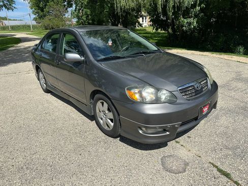 Used 2007 Toyota Corolla S w/ Extra Value Pkg 1 FWD image 4