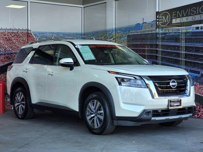 Used 2024 Nissan Pathfinder SL