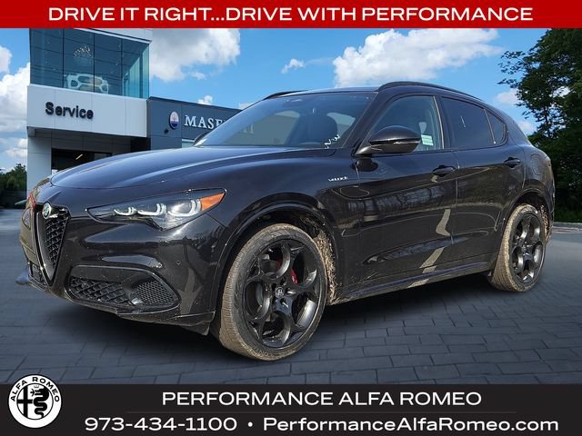 New 2026 Alfa Romeo Stelvio Sprint AWD/4WD image 1