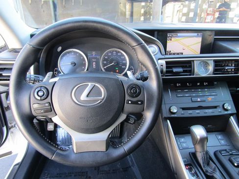 Used 2015 Lexus IS 350 image 16