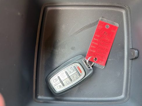 New 2026 Chrysler Pacifica Select w/ S Appearance Package image 27