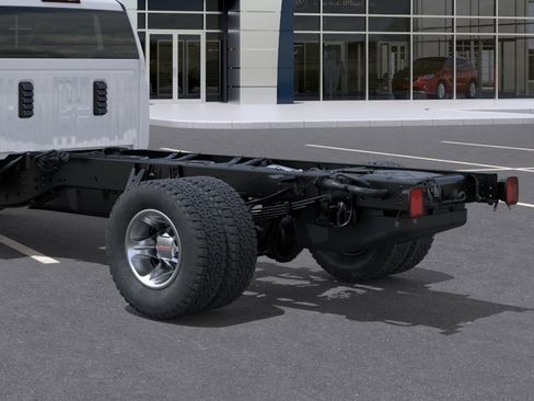 New 2026 GMC Sierra 3500 Pro w/ Convenience Package AWD/4WD image 38