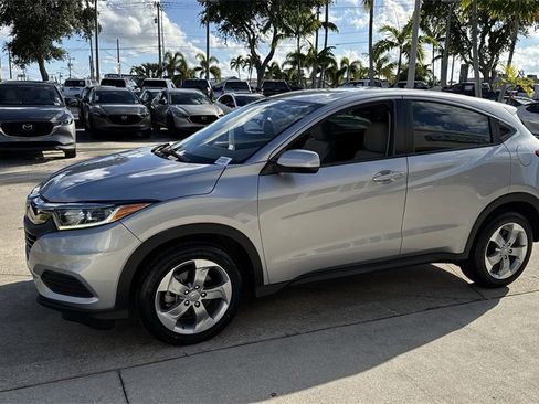 Used 2020 Honda HR-V LX image 11