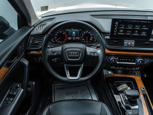 Used 2023 Audi Q5 2.0T Premium w/ Convenience Package image 14