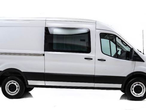 Used 2020 Ford Transit 250 250 3dr SWB Medium Roof Cargo image 5