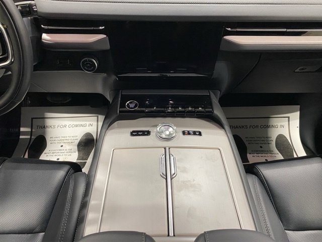 New 2027 Lincoln Navigator L Reserve w/ Jet Appearance Package AWD/4WD image 14