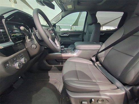 New 2025 GMC Sierra 1500 SLT image 20