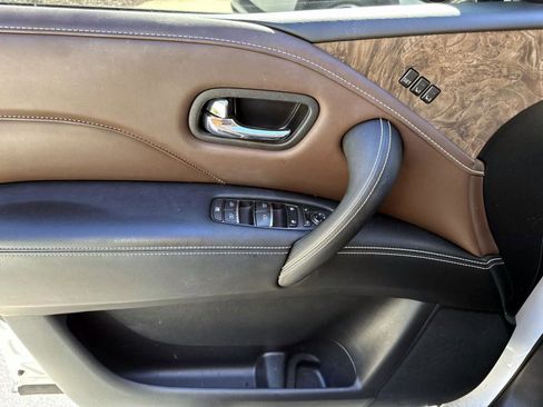 Certified 2024 INFINITI QX80 Premium Select w/ Cargo Package image 7