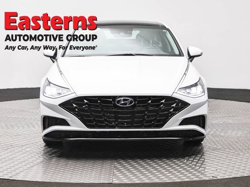 Used 2023 Hyundai Sonata SEL w/ Convenience Package FWD image 2