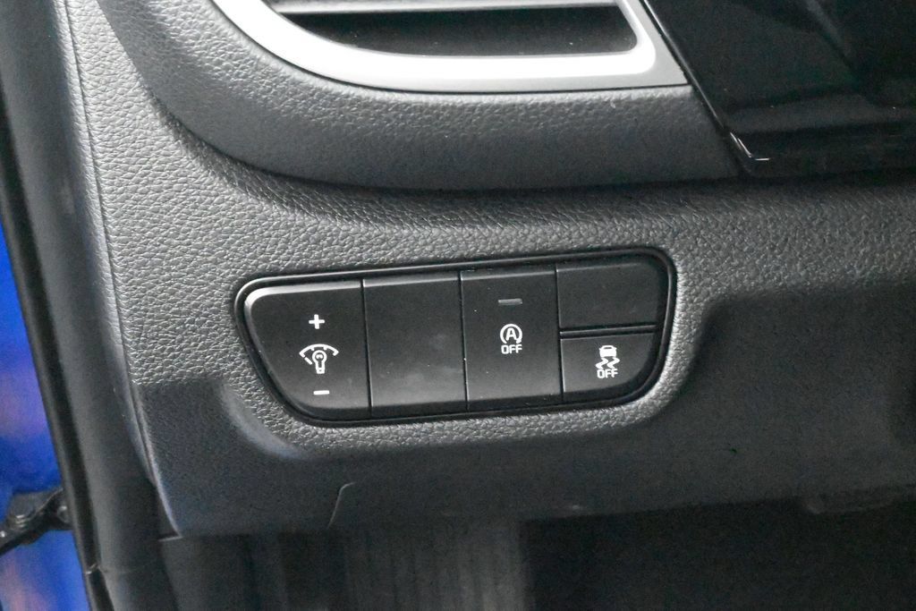 Used 2024 Kia Seltos S FWD image 16