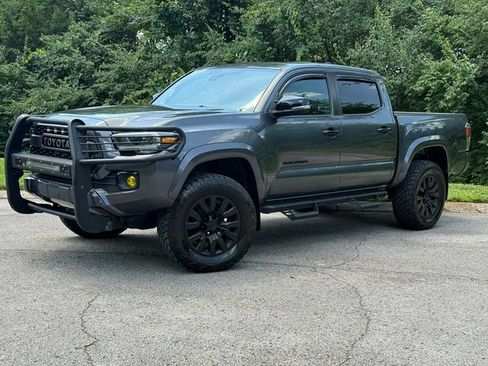 Used 2021 Toyota Tacoma Limited w/ Nightshade Package AWD/4WD image 2