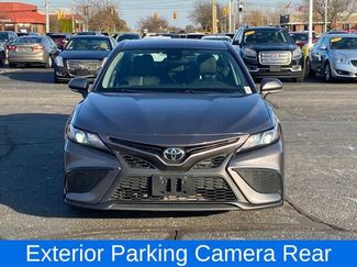 Used 2023 Toyota Camry SE video 2