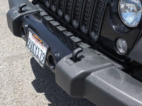 Used 2018 Jeep Wrangler Sport AWD/4WD image 41