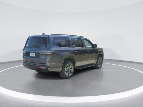 New 2026 Jeep Grand Wagoneer 4WD image 8