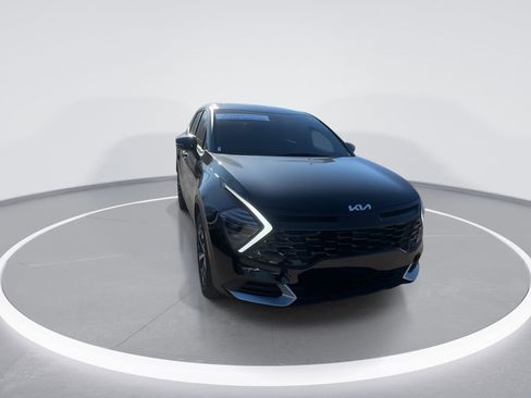 Used 2025 Kia Sportage EX image 4