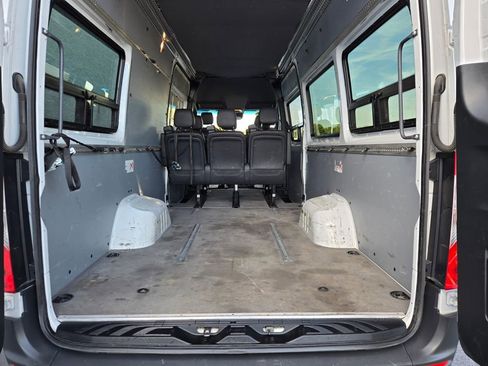 Used 2020 Mercedes-Benz Sprinter 3500 image 10