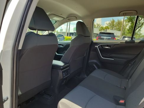 Used 2024 Toyota RAV4 XLE FWD image 15
