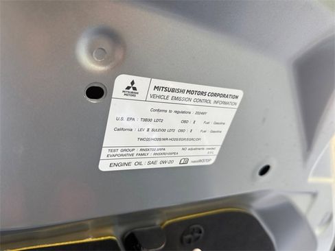 Used 2024 Mitsubishi Outlander SE image 30