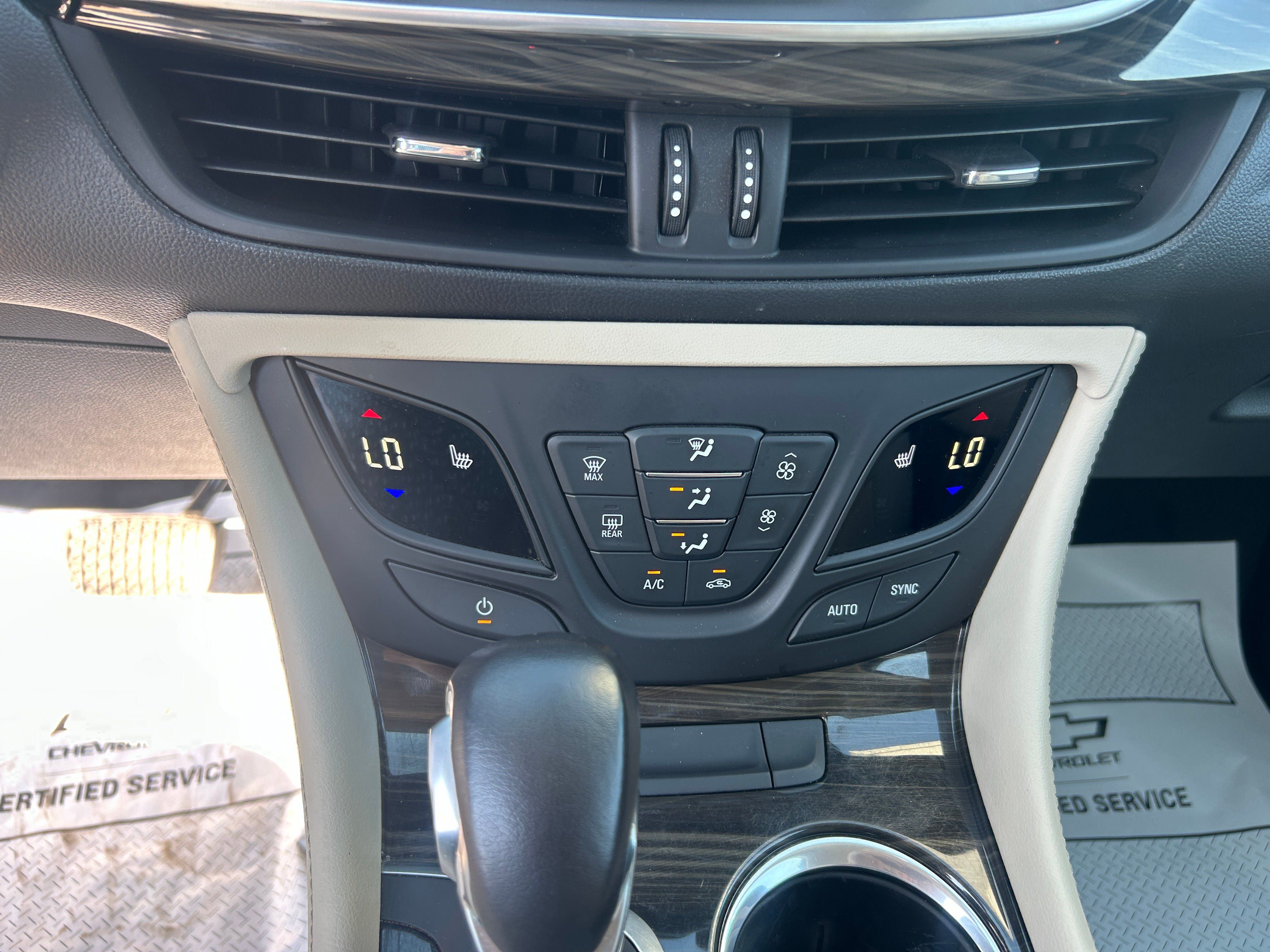 Used 2020 Buick Envision Preferred AWD/4WD image 23