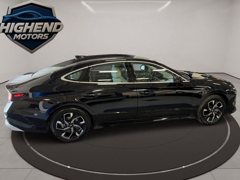 Used 2025 Hyundai Sonata SEL FWD image 7