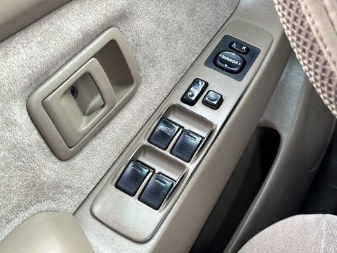 Used 2003 Toyota Tacoma PreRunner image 23