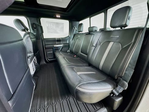 Used 2019 Ford F150 Platinum w/ Equipment Group 701A Luxury image 24