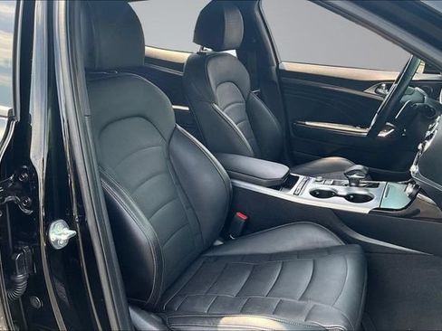 Certified 2023 Kia Stinger GT2 AWD/4WD image 29