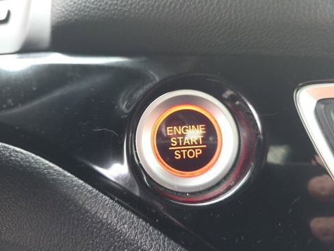 Used 2019 Honda Pilot Elite image 26