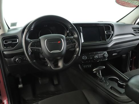 Used 2021 Dodge Durango SXT image 2