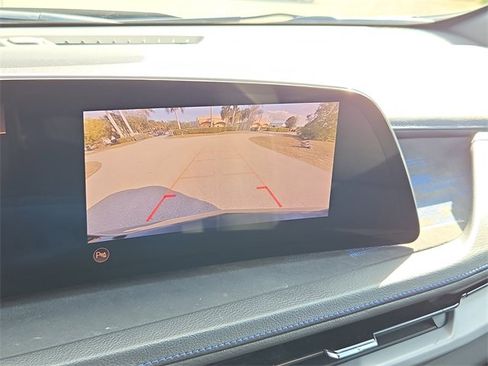 Used 2024 Cadillac XT4 Sport image 30