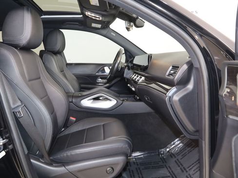 Used 2022 Mercedes-Benz GLE 350 4MATIC w/ Premium Package image 13