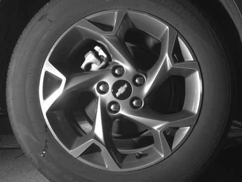 Used 2025 Chevrolet Trax LT FWD image 18