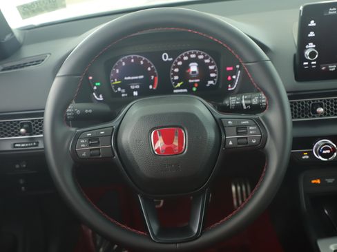 Used 2024 Honda Civic Type R image 19