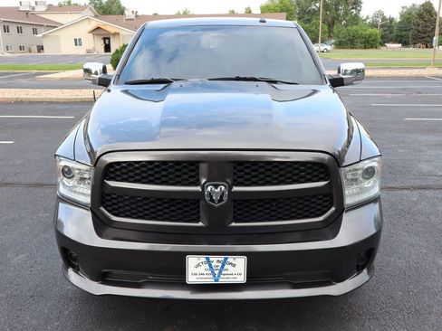 Used 2018 RAM 1500 Express image 12