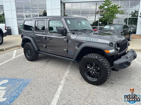 Used 2025 Jeep Wrangler Unlimited Sport S 4xe AWD/4WD image 32