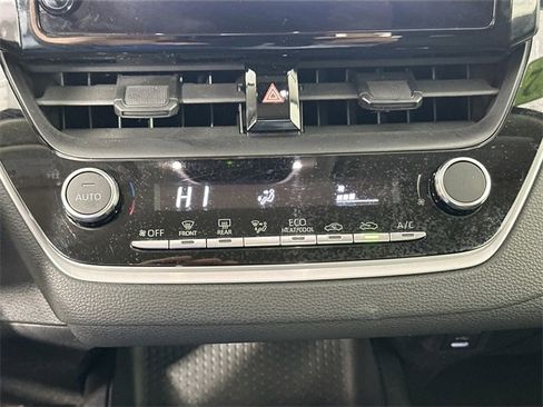 Used 2024 Toyota Corolla LE image 14