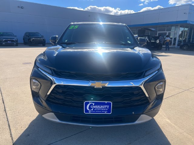 Certified 2025 Chevrolet Blazer LT AWD/4WD image 8