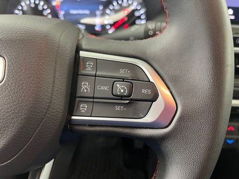 Used 2024 Jeep Compass Trailhawk image 21