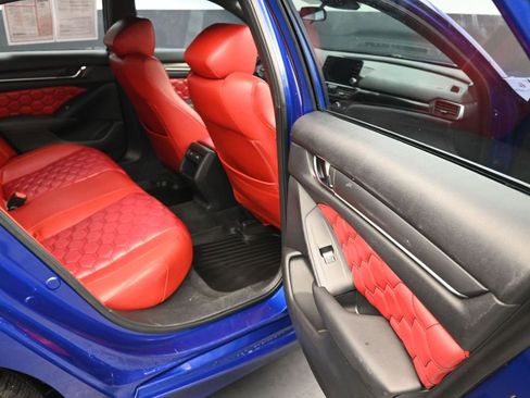Used 2022 Honda Accord Sport image 12