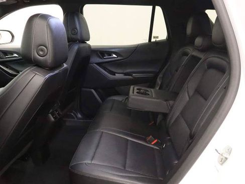 Used 2025 Chevrolet Equinox LT w/ Convenience Package II FWD image 36